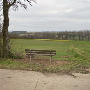 Bank R4 033 Feld neu