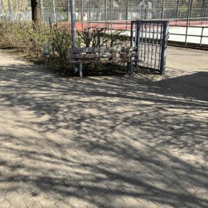 Bank R5 004 Sporthalle